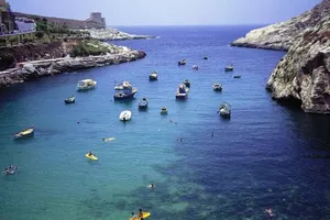 Ueberall in Malta gibt es schoene Kuesten und Buchten, wo man seinen Tag verbringen kann